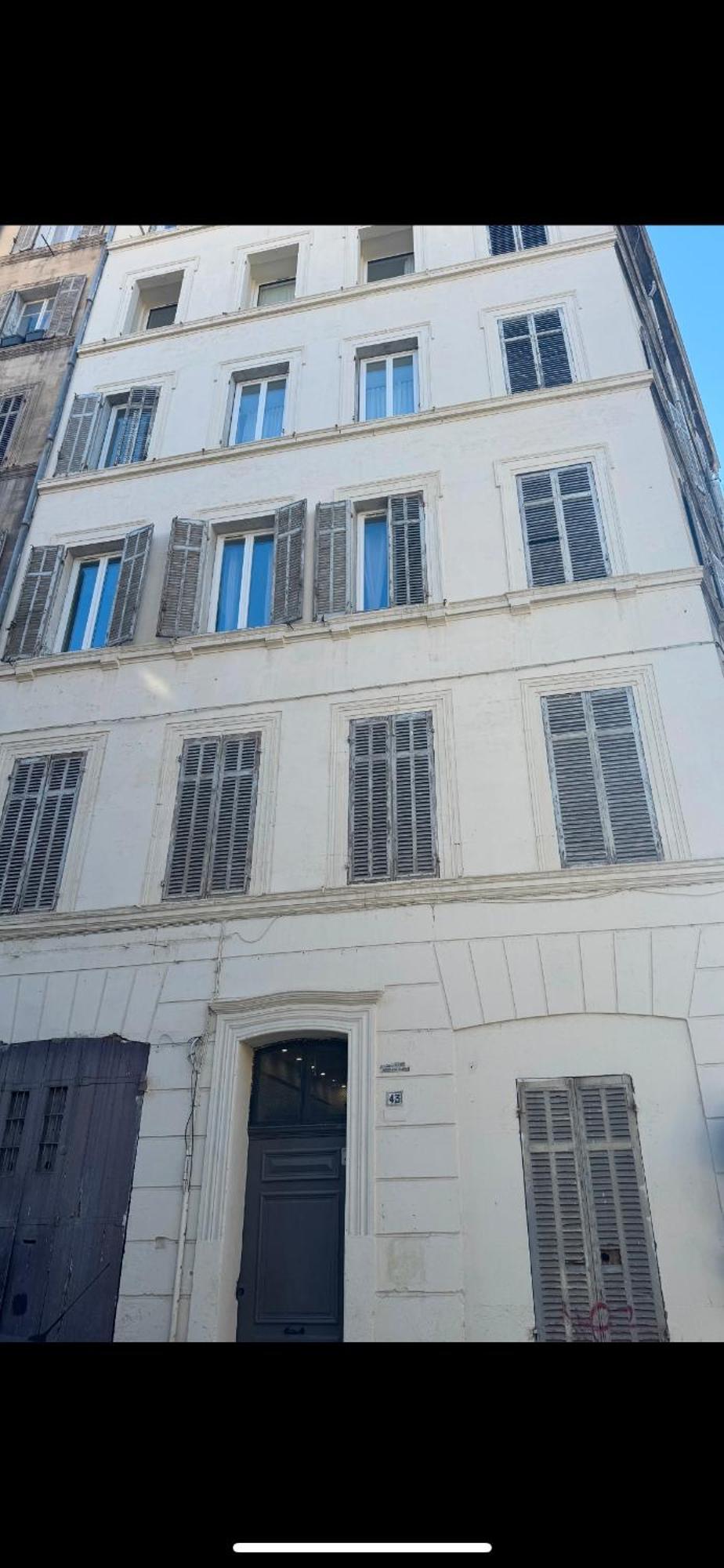 Republique / La Joliette Marseille